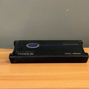 Planet Audio 4000w Max AMP