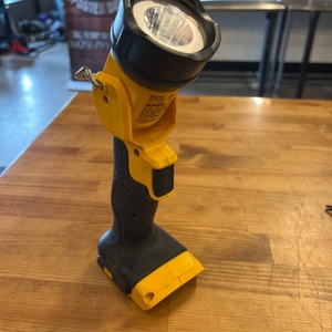 DeWalt / DCL040 / Light
