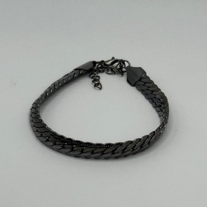 Bracelet black metal chain bracelet
