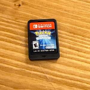NINTENDO SWITCH POKEMON: BRILLIANT DIAMOND