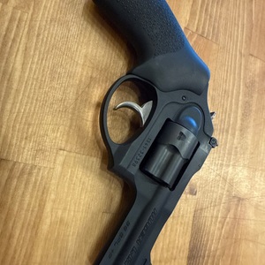 RUGER AMERICAN  LCR .38SPL+P