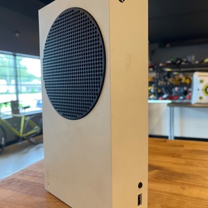 Microsoft / Xbox / Series S