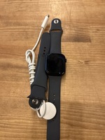  APPLE SERIES 7 45MM WITH CHARGER