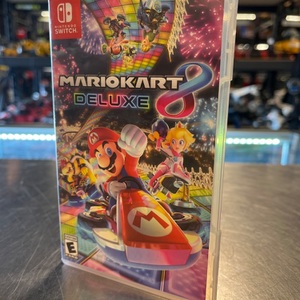 Nintendo / Switch / Mario Kart 8: Deluxe