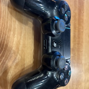 Sony / PlayStation / 4 / Controller