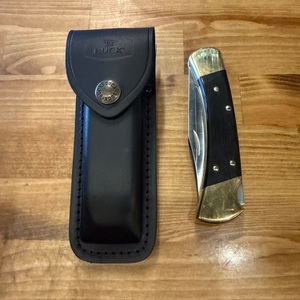  Buck / 110 / Folding Knife WITH SHEATH