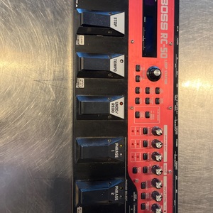 BOSS / RC-50 / LOOP STATION