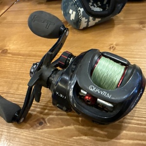 QUANTUM SMOKE RED AND BLACK QUANTUM S3 REEL