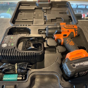 Matco / MCL2012BIG / Wrench Kit (Incl. Battery / Sockets / Charger)