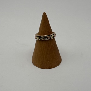 14K / BHG / Yellow Gold Ring / 4.7G