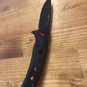 Ozark Trail / Pocket Knife