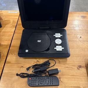 ONN PORTABLE DVD PLAYER WITH REMOTE