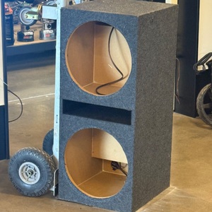 Speaker box 