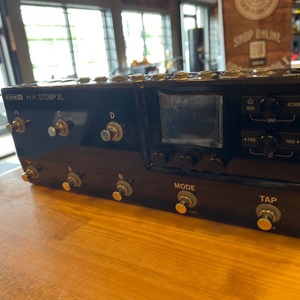 LINE 6 / HX STOMP / XL / GUITAR EFFECTS PEDAL