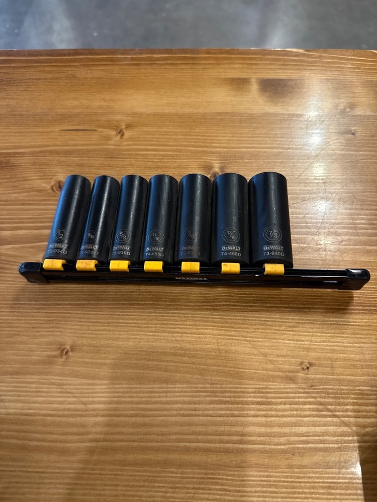 DEWALT 7 PC DEEP WELL SOCKET SET 1/2IN-7/8IN | Great Plains Pawn