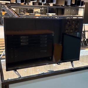 32" ONN NON SMART TV WITH REMOTE
