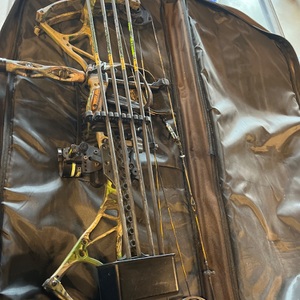 BOWTECH / REAL TREE BOWTECH BOW IN SOFT CASE