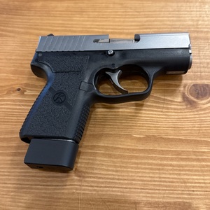 KAHR Pistol SEMI-AUTOMATIC 9X19 Cal. PM9 WITH THREE MAGAZINES AND CASE 