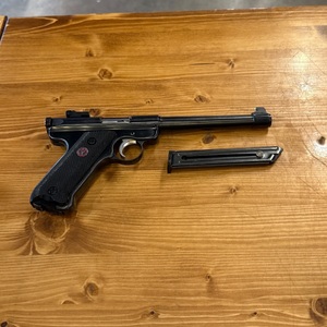 RUGER MARK II PISTOL SEMI-AUTOMATIC .22 LR Cal.  WITH TWO MAGAZINES 
