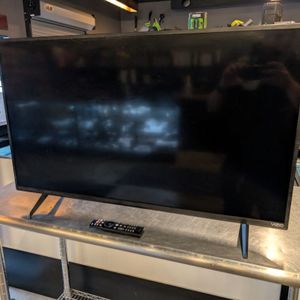 40" 1080P SMART TV