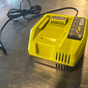 Ryobi / OP408VNM / Battery Charger