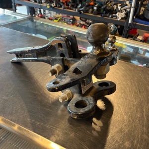PRO SERIES  / 15,000 HITCH