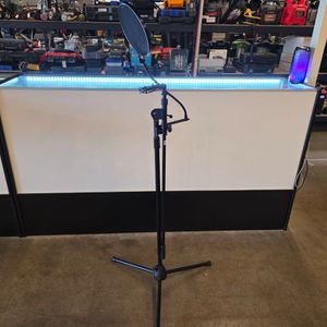  MIC STAND WITH FILTER