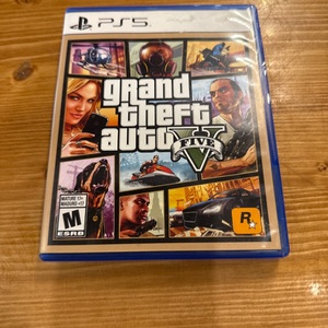 PLAYSTATION GRAND THEFT AUTO 5