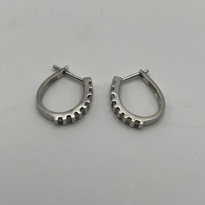 Gold / 10kt / 3.50gms / Earrings / LOOP EARRINGS