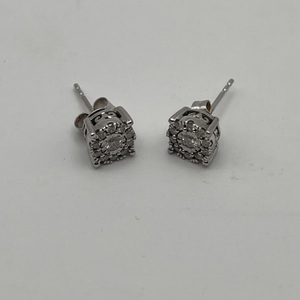 Gold / 14kt / 1.50gms / Earrings