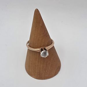 10K GOLD DIAMOND RING