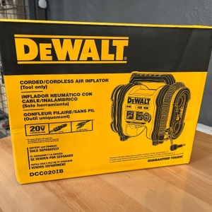 Dewalt / DCC020IB / Corded/Cordless Inflator