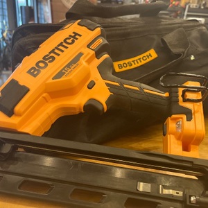 Bostich / BCN650 / Framing Nailer (BRAND NEW SET w/ SEALED BATTERY & CHARGER)