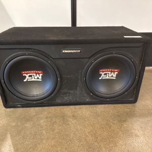  Duel 12" mtx subwoofers in a slot ported mtx thunder box
