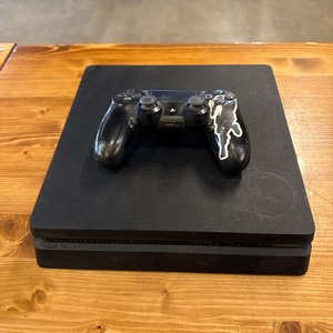 PLAYSTATION 4 SLIM 500GB WITH CONTROLLER AND POWER CABLE 