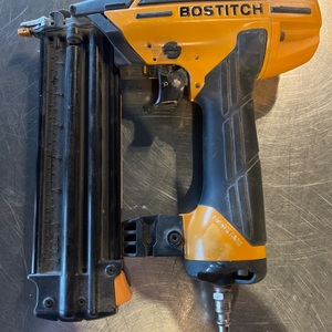 BOSTITCH / BTFP12233 / 18 GAUGE NAILER