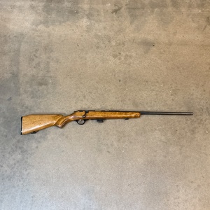 THE MARILIN FIREARMS CO. Rifle BOLT .22 Cal. GLENFIELD MODEL 25 WITH ONE MAGAZIN