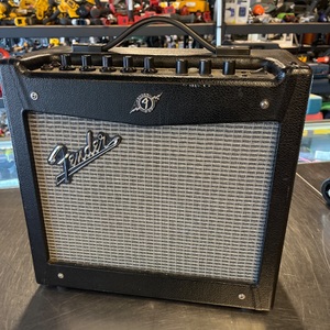 FENDER / MUSTANG 1 / V2 GUITAR AMP