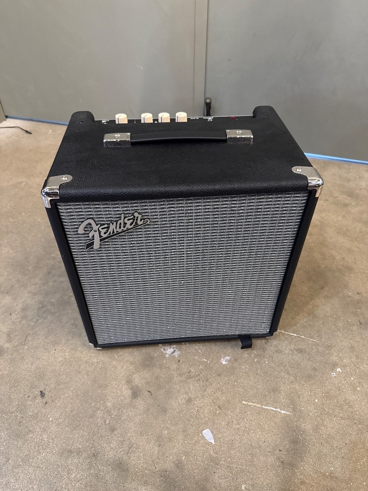 FENDER RUMBLE 25 BASS AMP | Great Plains Pawn