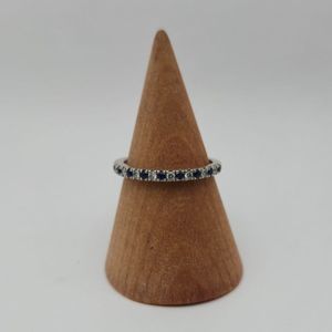 10K WHITE GOLD RING