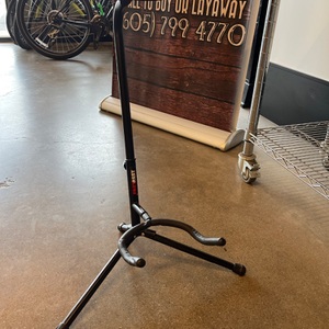 NA / Guitar Stand