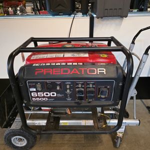  PREDATOR 6500 GENERATOR ***MISSING FILTER AND COVER***