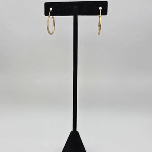 1.40gms 14K YELLOW GOLD SMALL HOOP EARRINGS 