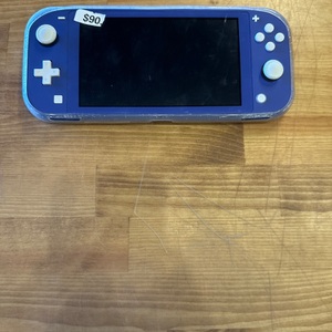  Nintendo switch lite with charger