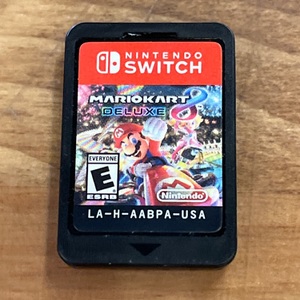 Nintendo / Switch / MARIO KART 8