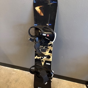 BLACK AND TAN SNOWBOARD