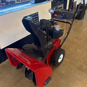 Toro Model 38630 2-Stage Power Max 828LXE Snowthrower w/ electric start 