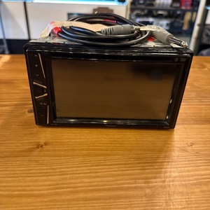  PIONEER AVH-110BT DOUBLE DIN CAR STEREO
