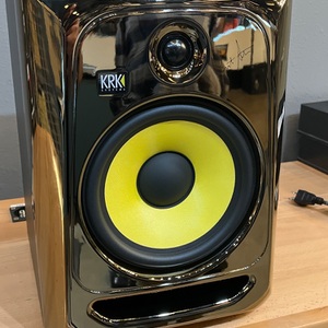 KRK / AMP00209 / RP8G5 8 Generation Five 8" Powered Studio Monitor