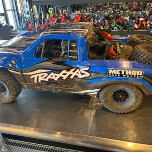 TRAXXAS / ULTIMATE DESERT RACER